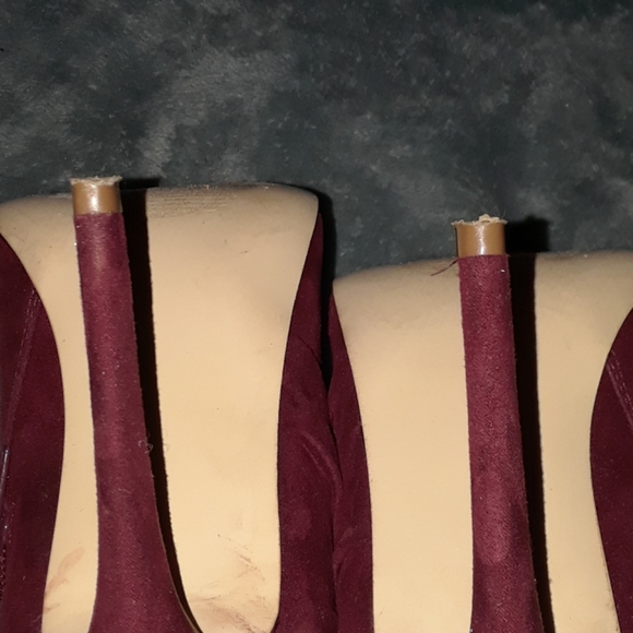 Heels - Picture 5 of 5